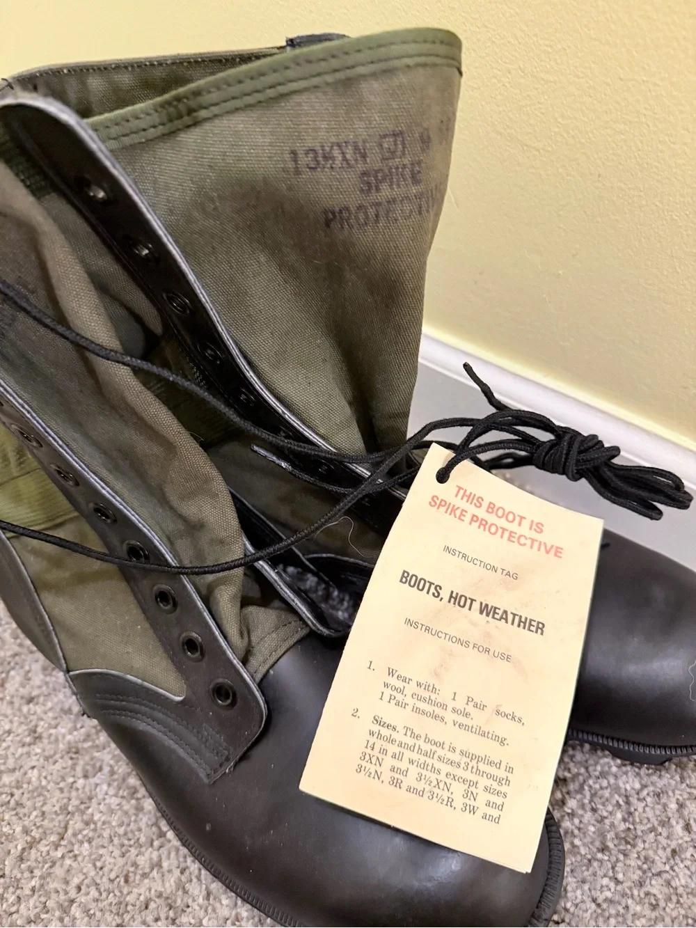 Men's Vintage Army Vietnam Era Jungle Boots